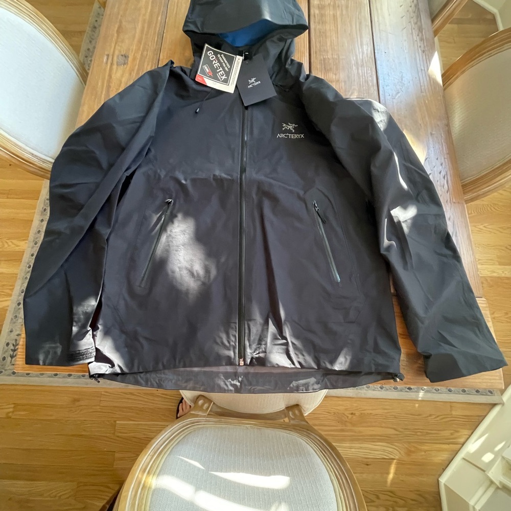 ARCTERYX GORETEX SHELL MENS XXL BLACK NEW WATERPROOF BEAUTIFUL JACKET EXTREME - Picture 7 of 7